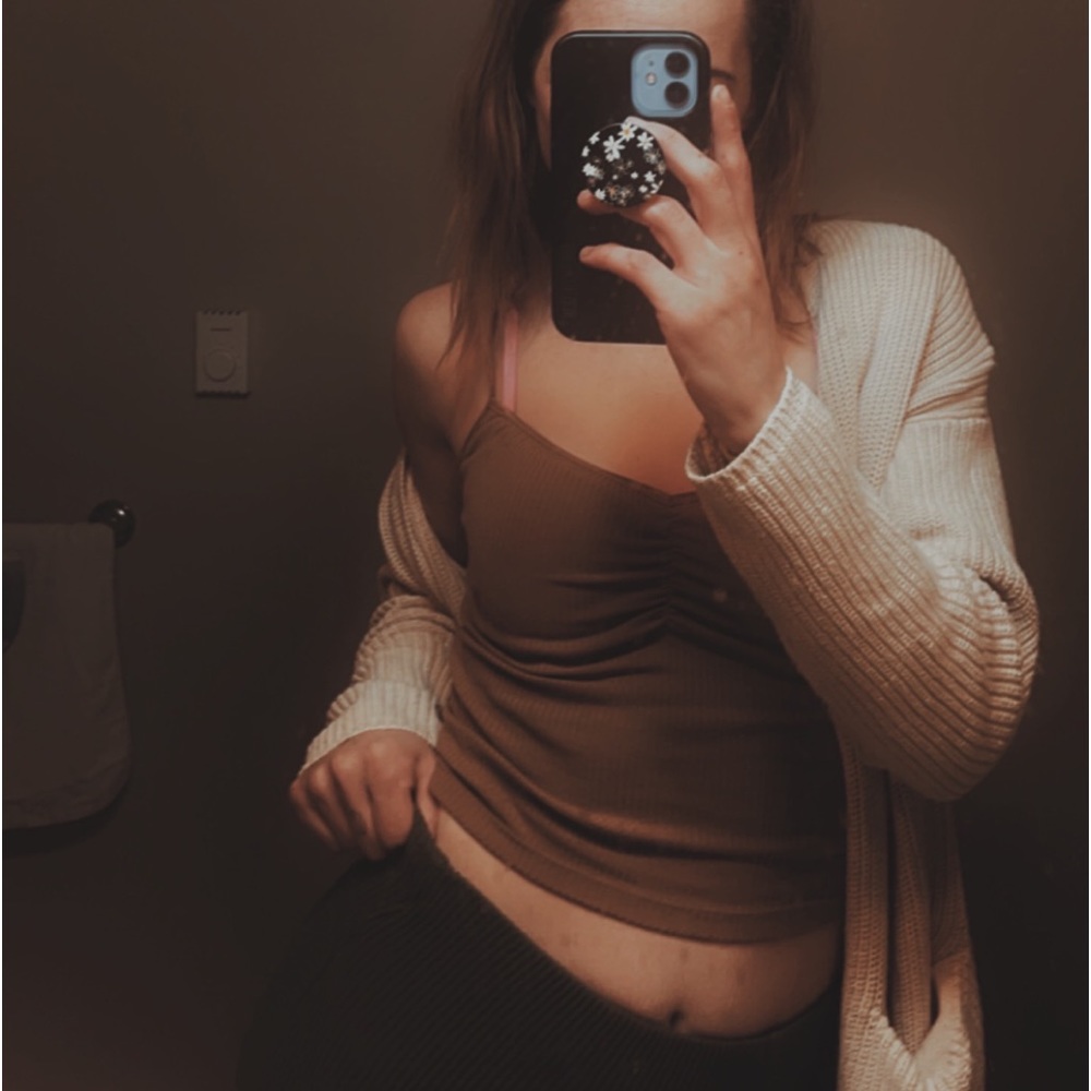 Meet your Posher, Emilee